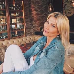 Meet your Posher, Zvezdana